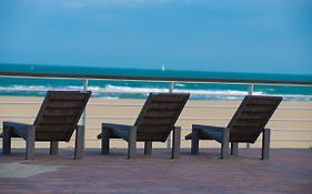L'Evasion Catalane, 20m de la plage, 44m2, parking sous terrain